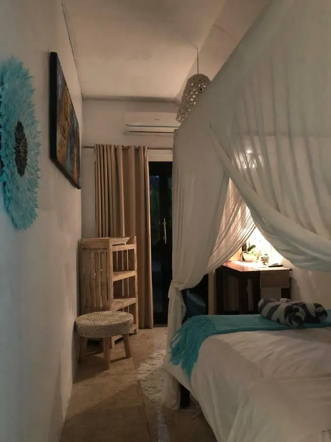 La Bella Vita Residence 塞米亚克 别墅